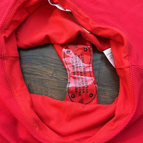 Vestique Bathing Suit - Picture 3 of 4